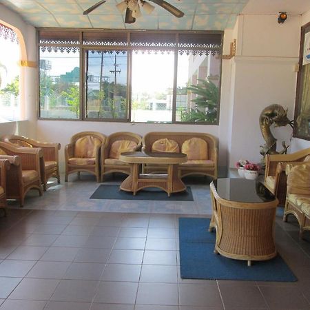 Royal Jommanee Hotel Nongkhai Nong Khai Extérieur photo